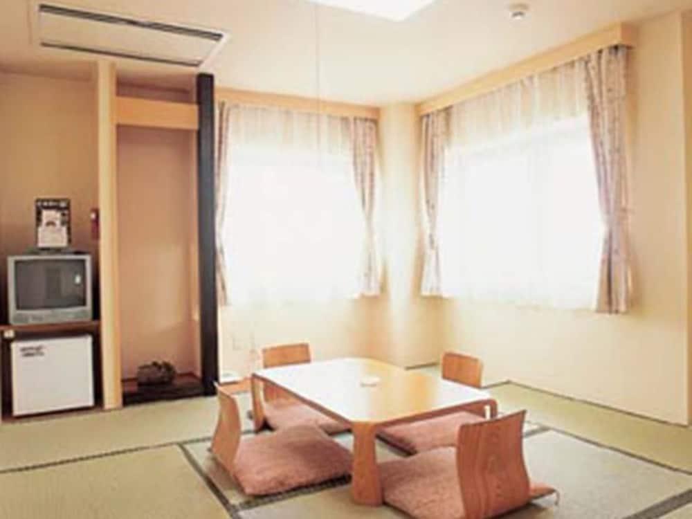 Hotel Okabe Shiosaitei Wakkanai Zewnętrze zdjęcie